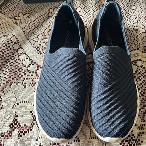 Women's Skechers - 7